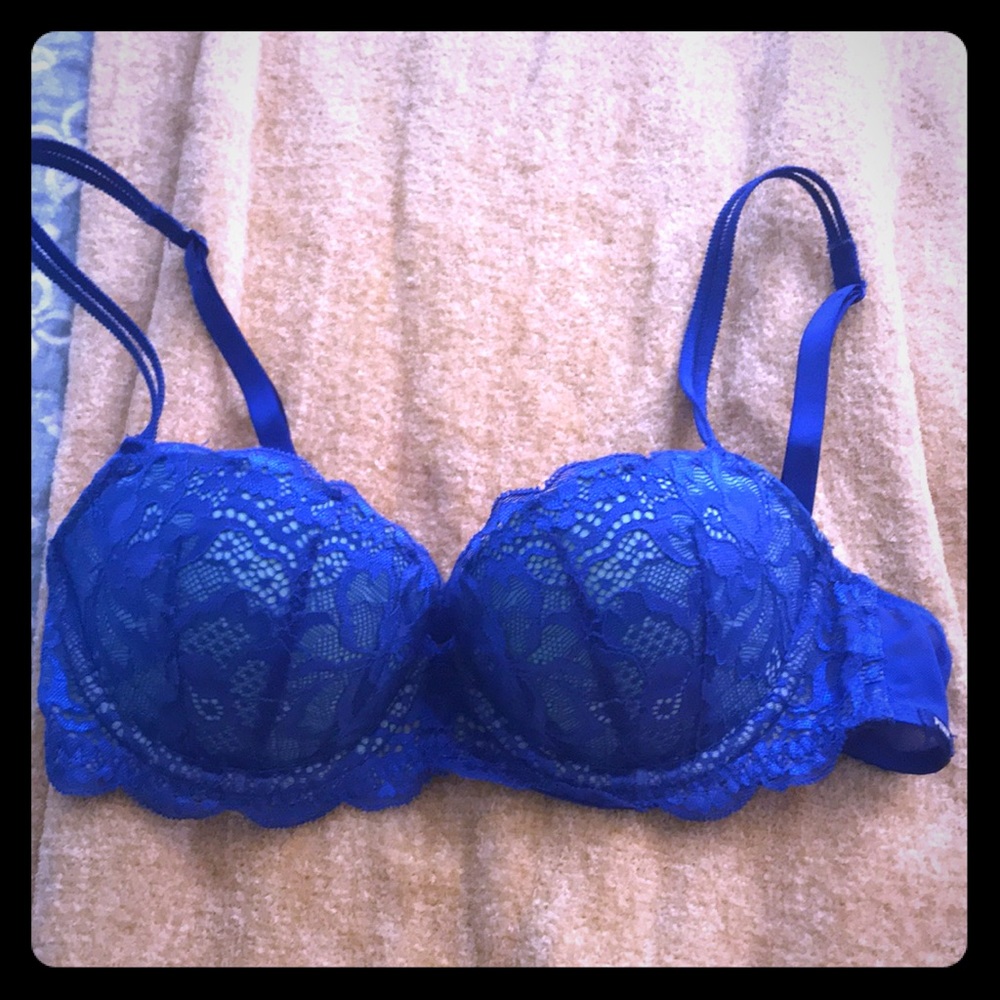 32A Victorias secret PINK lace push up bra NWOT